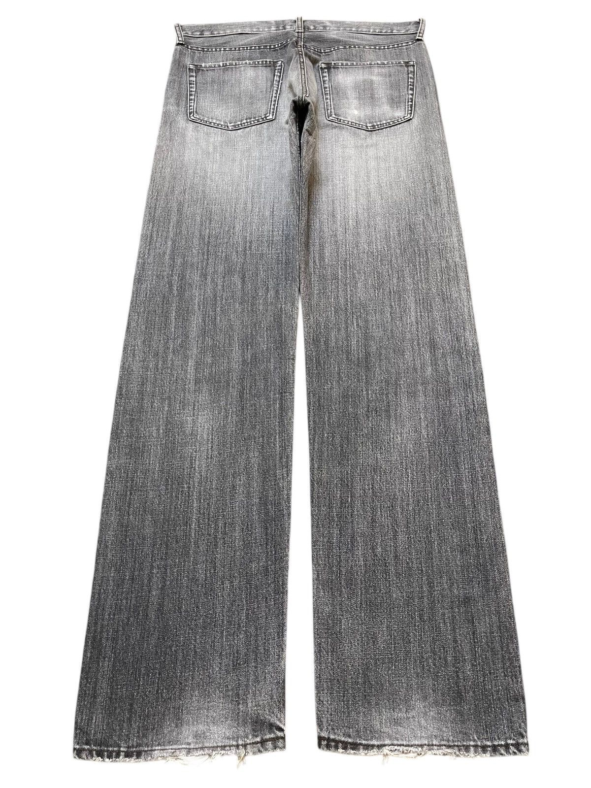 Uniqlo Vintage Japanese Uniqlo Faded Wash Distressed Loose Jeans Size US 34 / EU 50 - 2 Thumbnail
