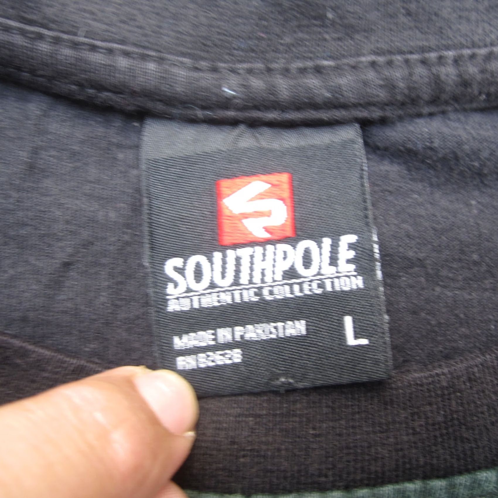 Southpole VINTAGE Southpole Shirt Mens Large Green King Jaguar Print Streetwear 90s Y2K Hiphop Mens Shirts Size US L / EU 52-54 / 3 - 5 Thumbnail
