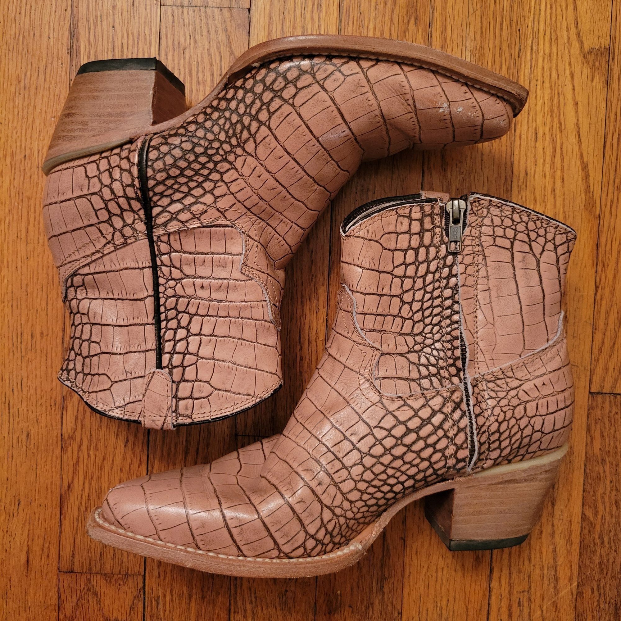 FREEBIRD Freebird MIRAMAR Brown Leather Western Ankle Boots 8 Croc Em Size US 8 / IT 38 - 9 Thumbnail