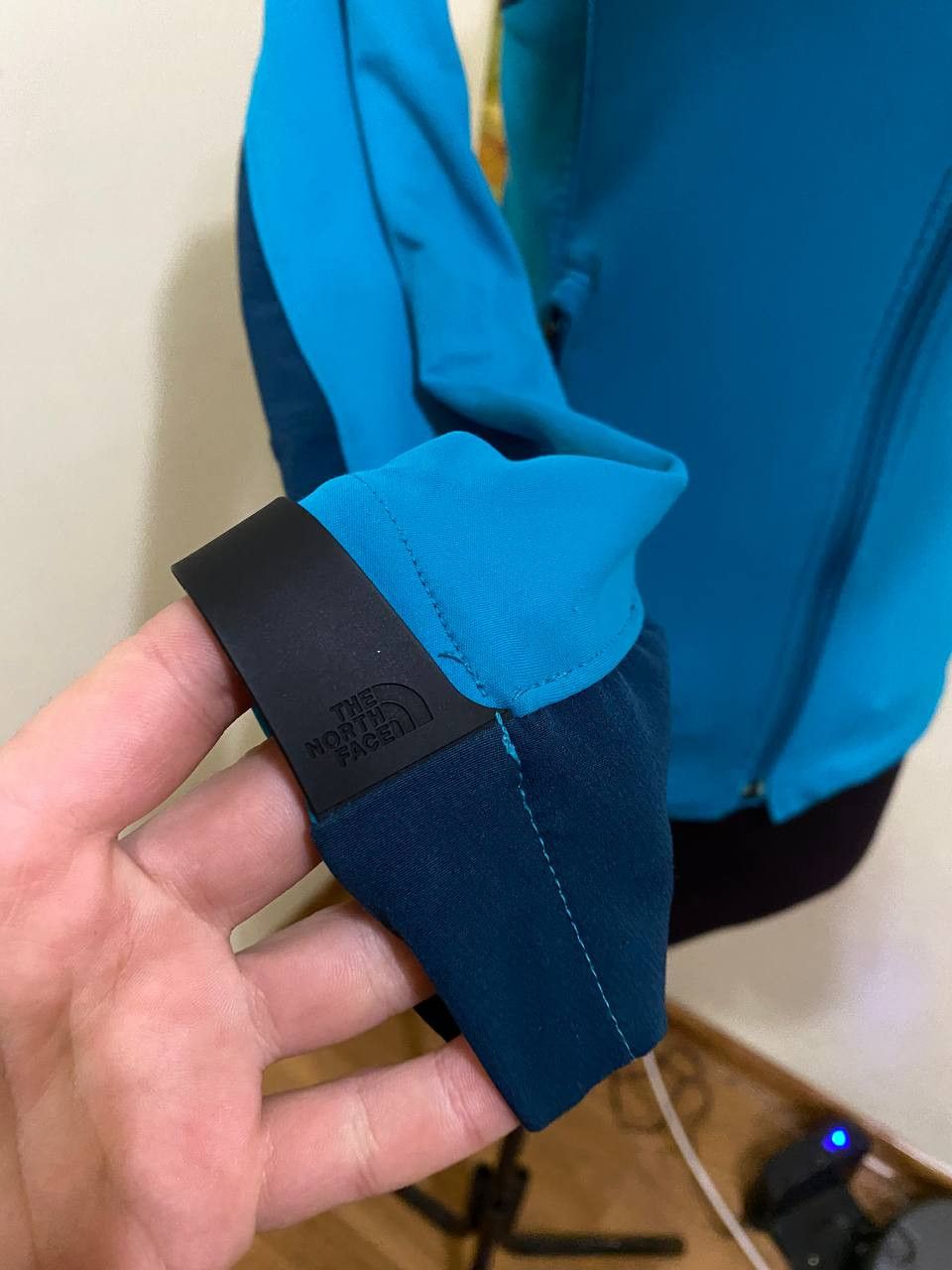 The North Face THE NORTH FACE Windstopper Jacket Women's XS Windbreaker Size XS / US 0-2 / IT 36-38 - 6 Thumbnail