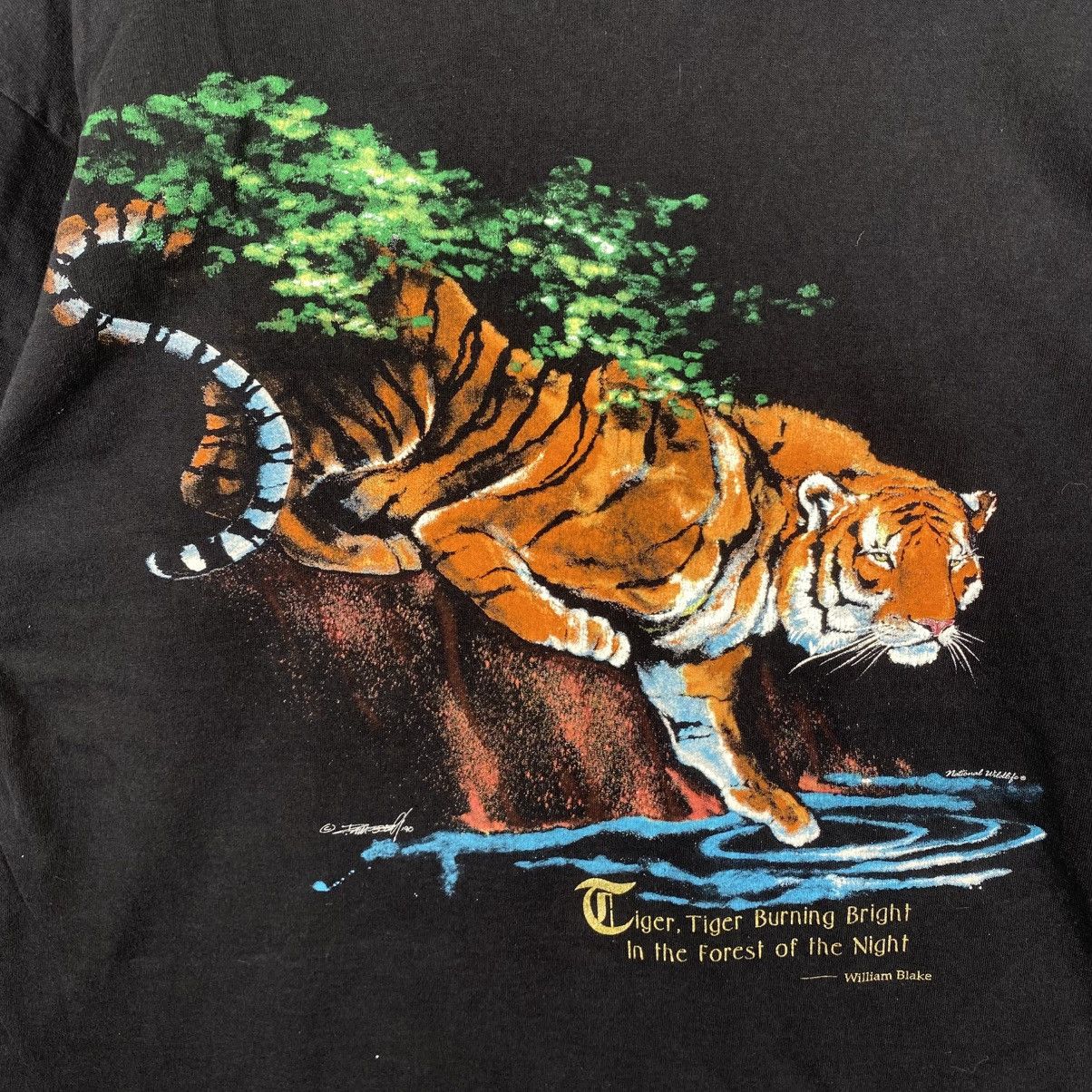 Vintage Vintage 90's TIGER National Wildlife Graphic Tee Shirt Size US XL / EU 56 / 4 - 2 Thumbnail