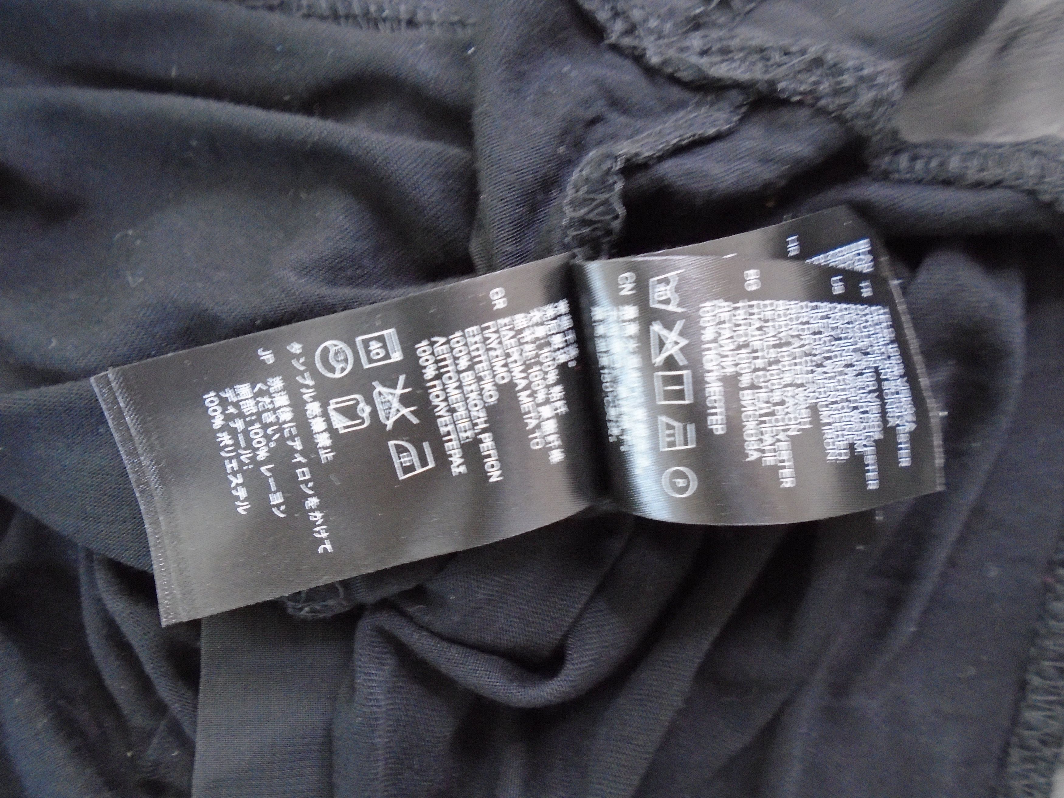 H&M Women's Tank Tops H&M. Color: Black. Size: XS. Size XS / US 0-2 / IT 36-38 - 13 Thumbnail