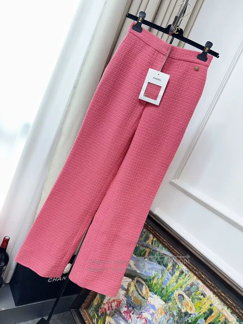 Chanel Chanel 20A Kangpeng Street Watermelon Pink Knitted Trouser Size 42" / US 20 - 1 Thumbnail