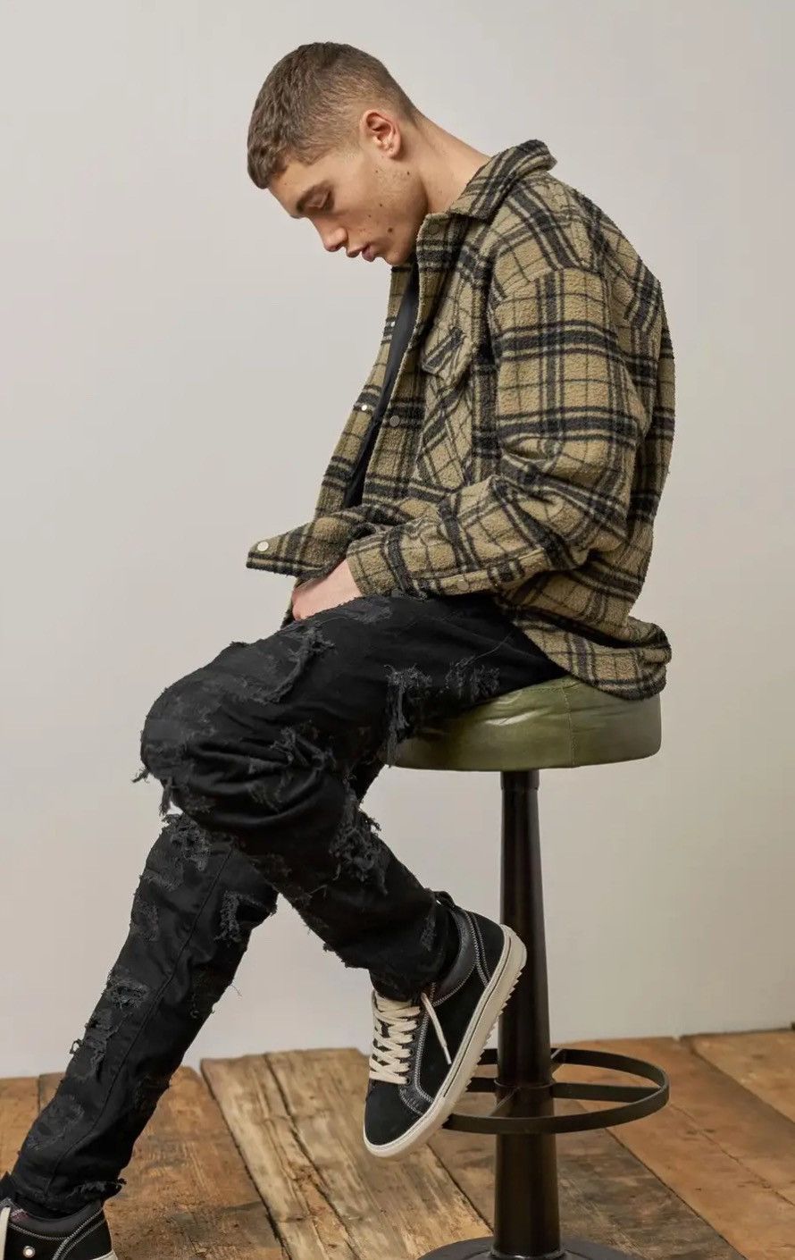 Represent Clo. Represent Shredded Baggy Black Denim Size US 30 / EU 46 - 2 Thumbnail