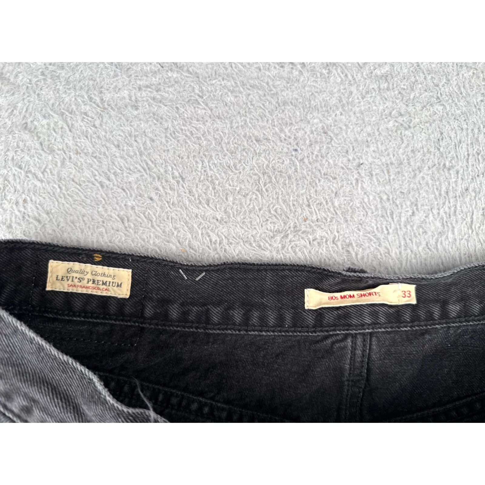 Levi's VINTAGE Levis Shorts Womens Black Denim 33 High Rise 80s Cut-Off 5-Pocket Stretch Jeans Short Size 24" / US 00 / IT 34 - 7 Thumbnail