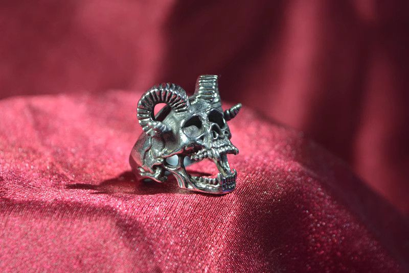 Jewelry Skull Punk Jewelry Rings Open Size Chrome Ring (Size 7-13) Size ONE SIZE - 6 Thumbnail