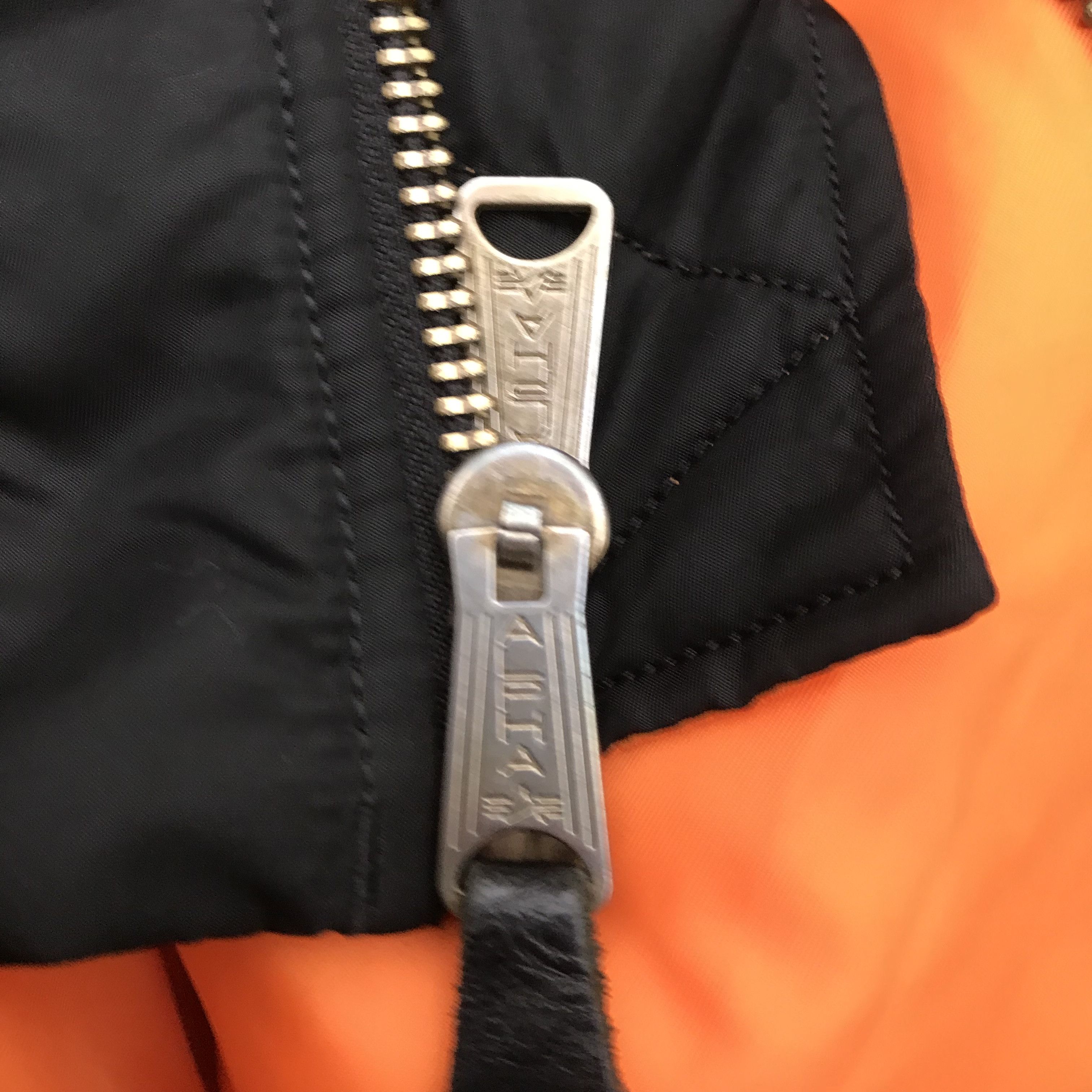 Alpha Industries Bomber jacket Alpha Industries MA-1 Bomber Flight attendant Size US L / EU 52-54 / 3 - 11 Thumbnail