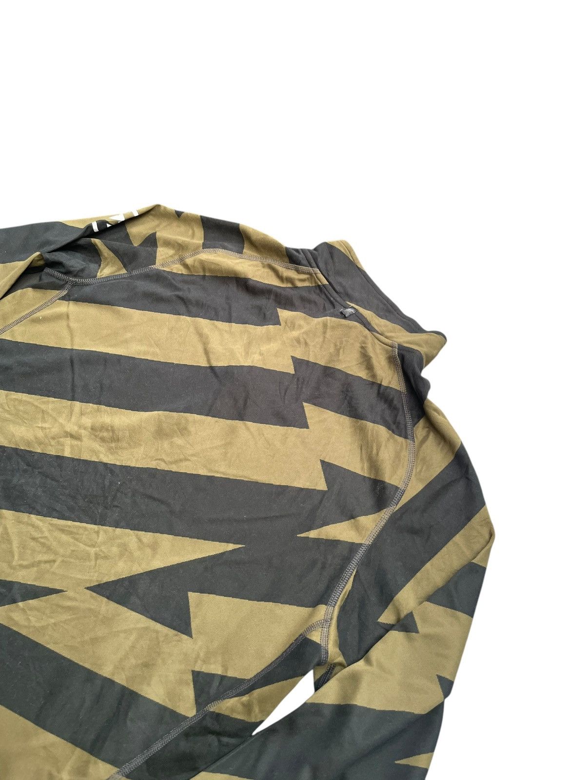 Nike Nike Running Long Sleeve Size US L / EU 52-54 / 3 - 8 Thumbnail
