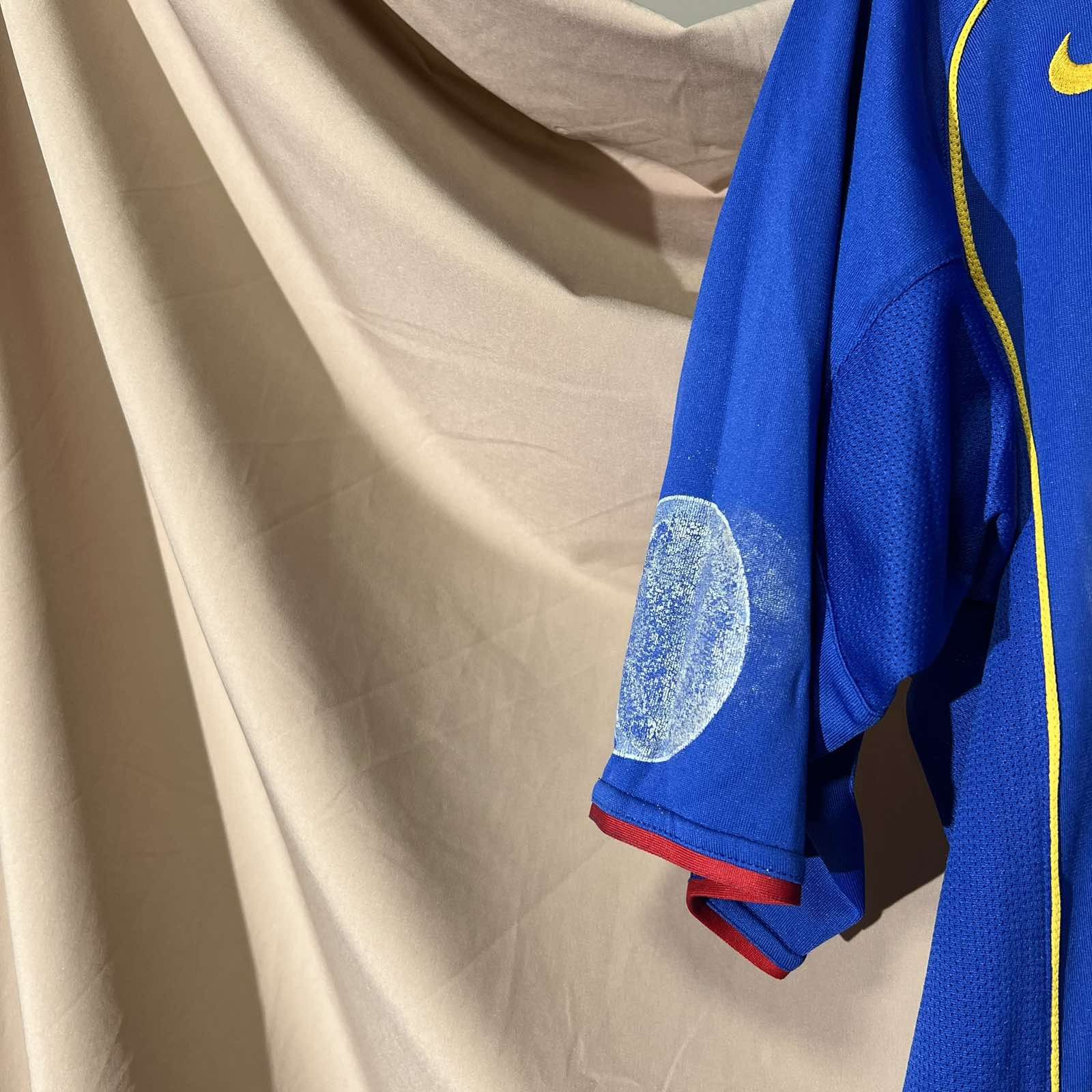 Nike Vintage Basel 2004 Home Football Shirt Nike Soccer Sz L Size US L / EU 52-54 / 3 - 5 Thumbnail
