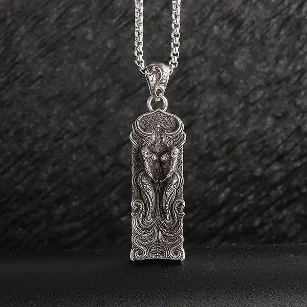 VIBE Gothic Constellation Sailor Necklace Size ONE SIZE - 1 Thumbnail