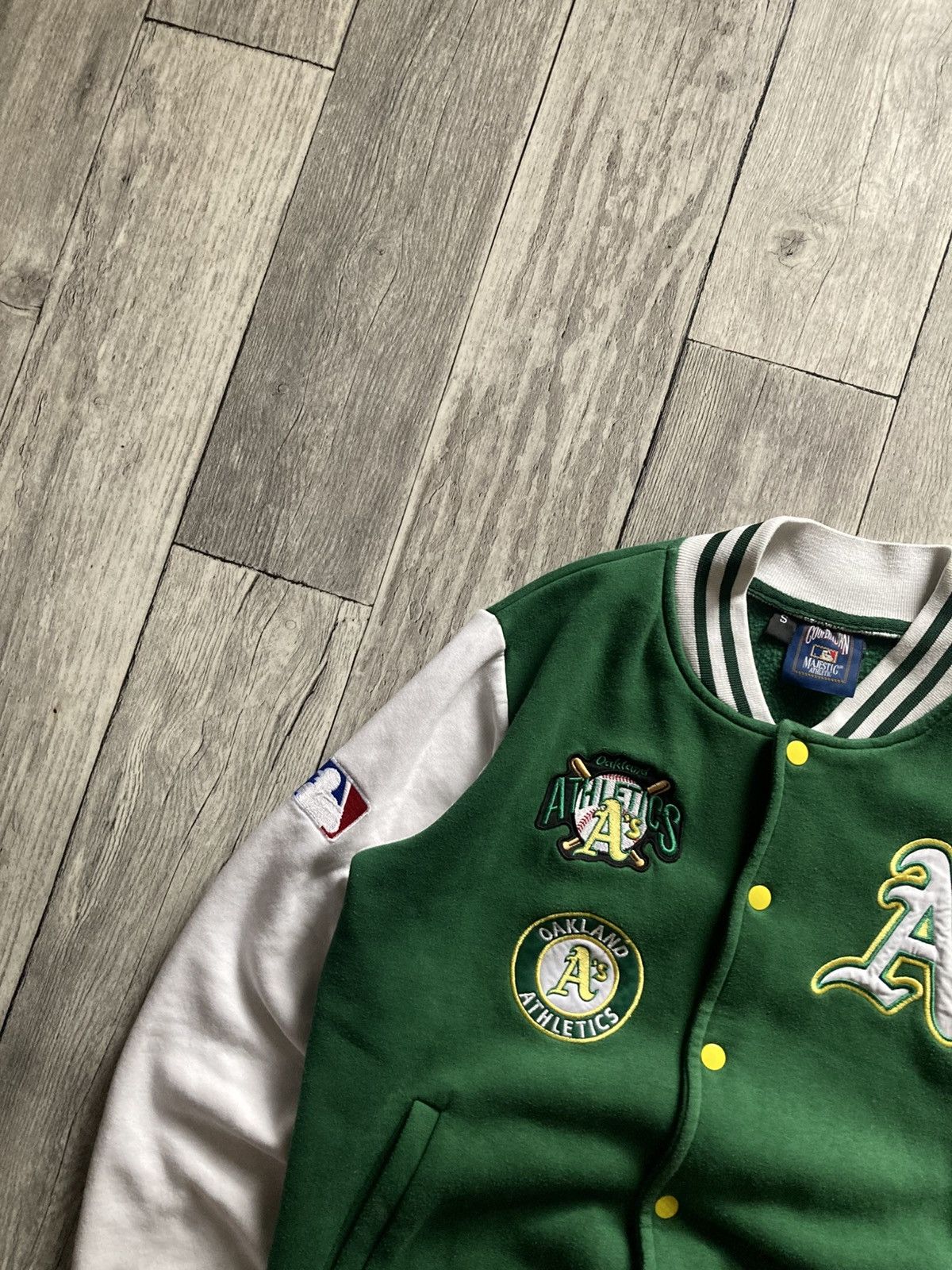Majestic Vintage majestic oakland athletics mlb bomber varsity jacket Size US S / EU 44-46 / 1 - 4 Thumbnail