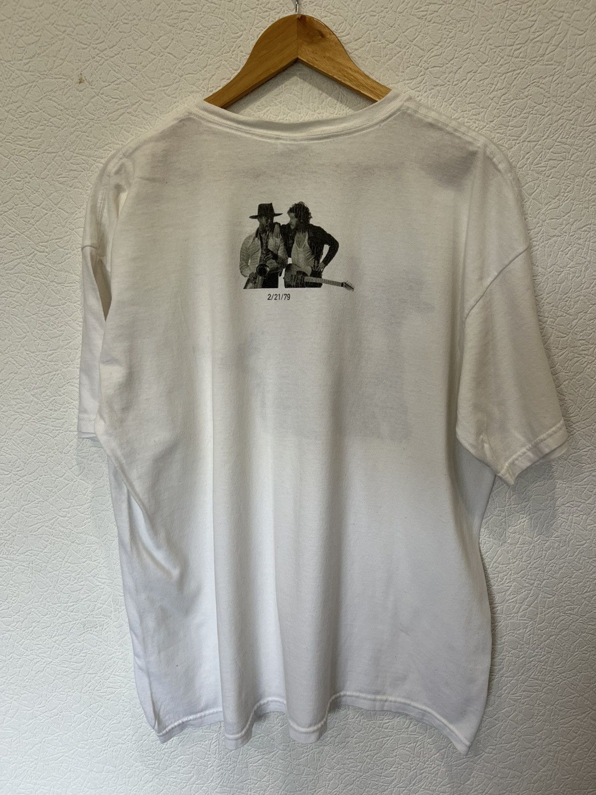 Band Tees Vintage White T Shirt Bruce Springsteen 2009 Thrill Hill Size US XL / EU 56 / 4 - 8 Thumbnail