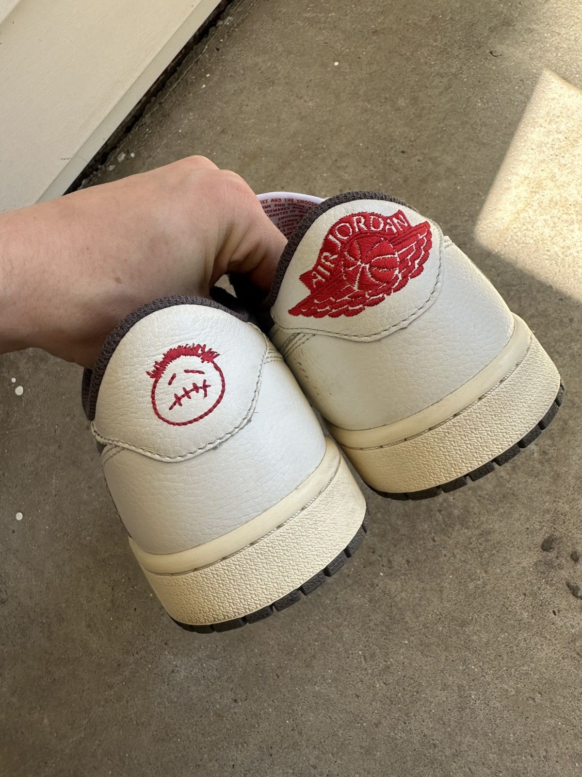 Jordan Brand × Travis Scott Jordan 1 Retro Low OG SP Travis Scott Reverse Mocha size 9 Size US 9 / EU 42 - 4 Thumbnail