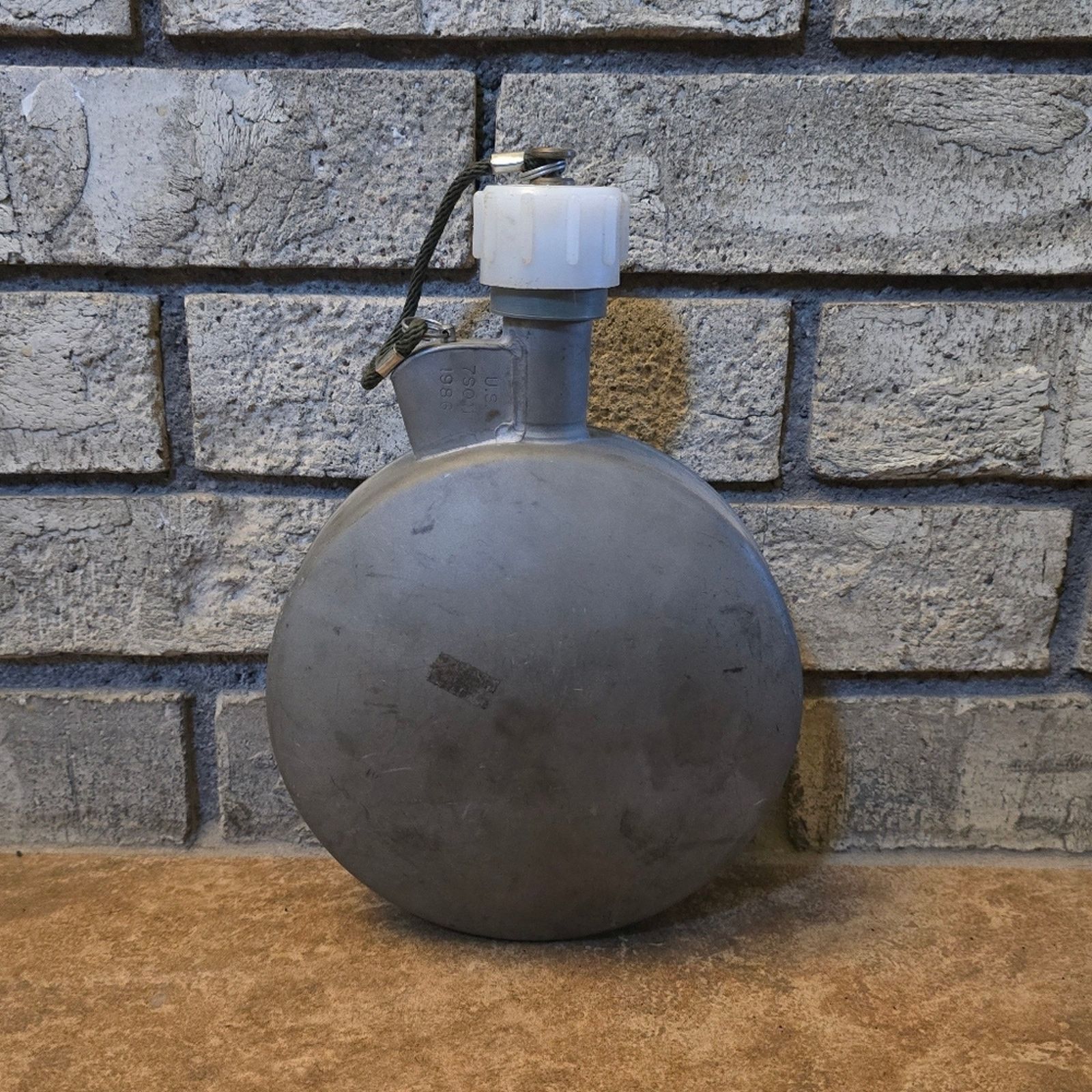 Other Grey | U.S. MILITARY | Vintage 1986 Canteen Size ONE SIZE - 2 Thumbnail