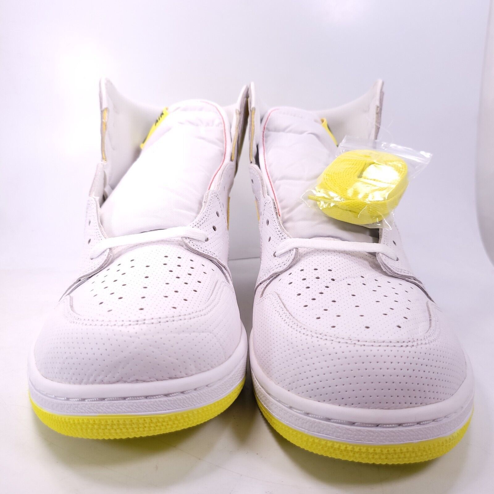 Nike Air Jordan 1 Retro Shoe Mens Size 18 555088-170