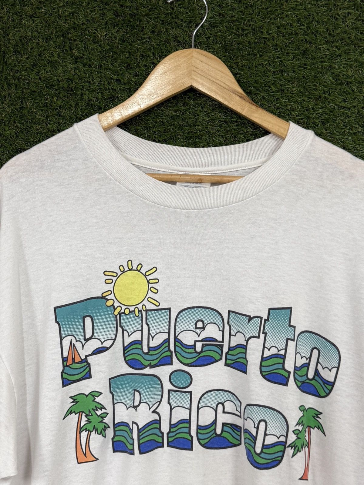 Vintage Vintage Puerto Rico White Sunshine Palm Tree PR Hanes Tee XL Size US XL / EU 56 / 4 - 2 Thumbnail