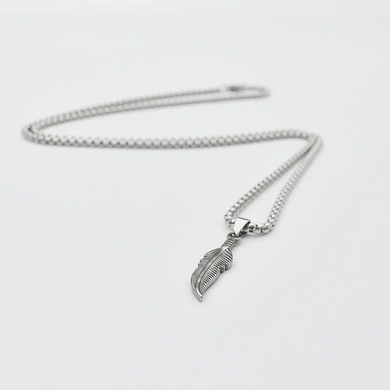 Vintage Retro Silver Feather Leaf Necklace Size ONE SIZE - 4 Thumbnail