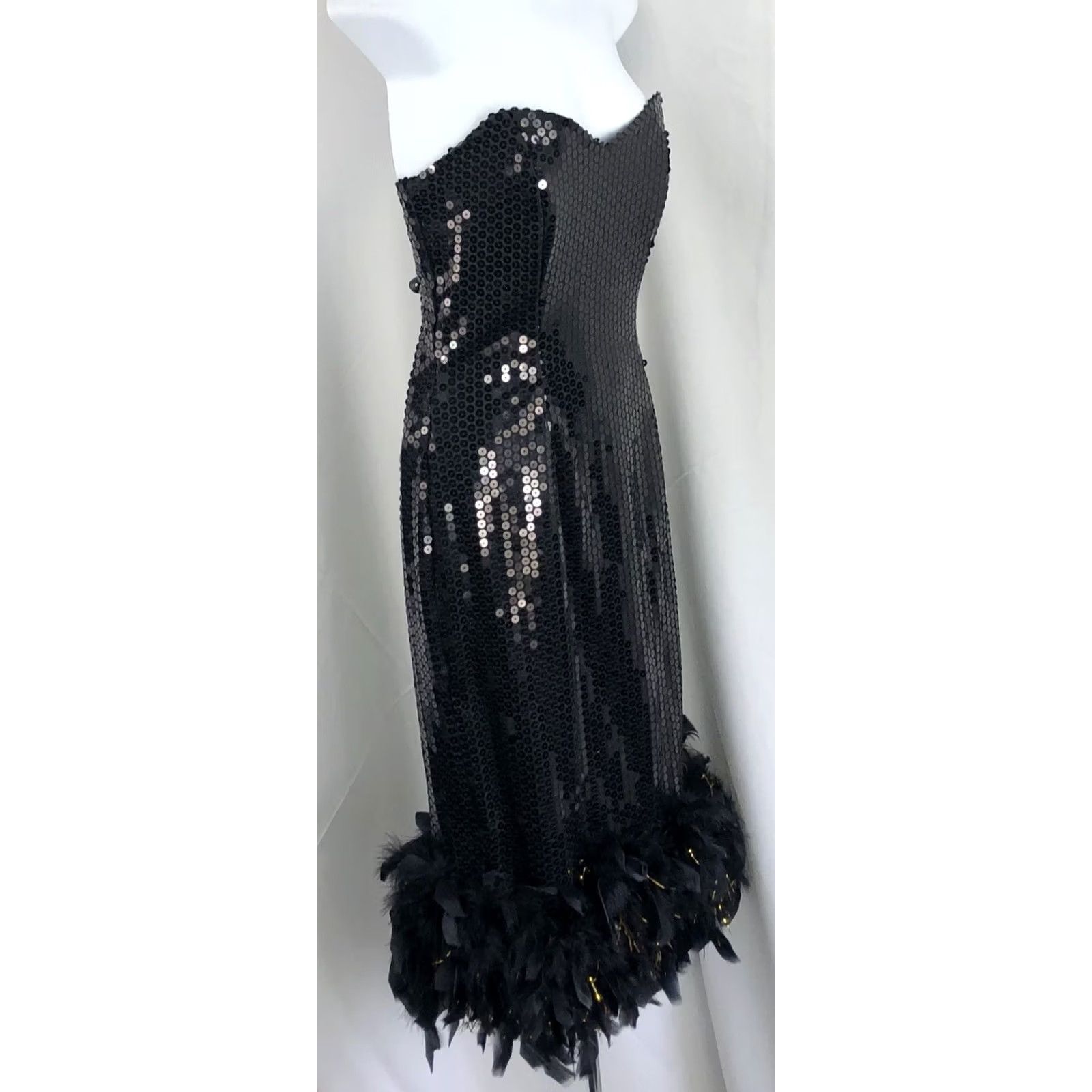 Vintage VINTAGE Strapless Sweetheart Sequin Dress 5/6 Black Gold Feather Hem Prom Party Dress Size S / US 4 / IT 40 - 3 Thumbnail
