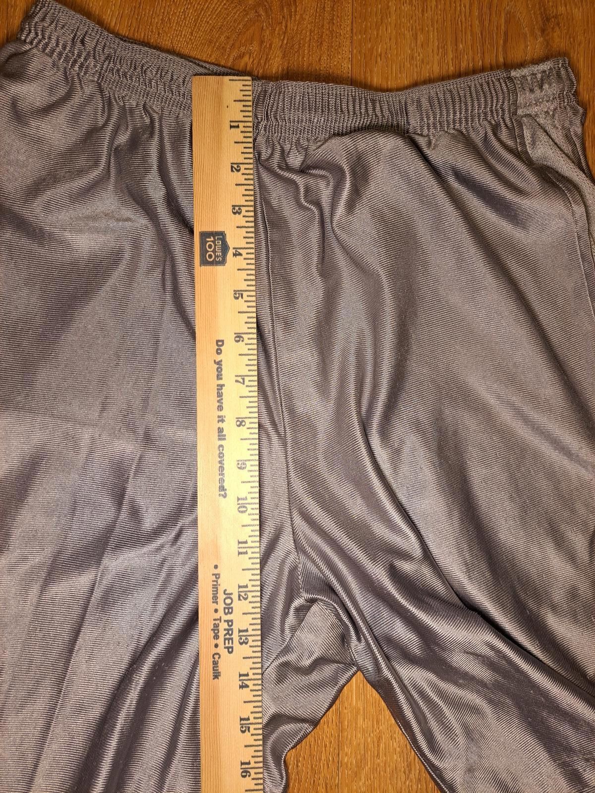 Adidas VINTAGE Adidas Athletic Shorts Mens Large Gray Size US 34 / EU 50 - 6 Thumbnail