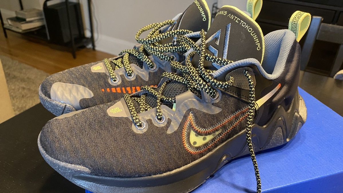 Nike Nike Giannis imortality Size US 10.5 / EU 43-44 - 1 Thumbnail