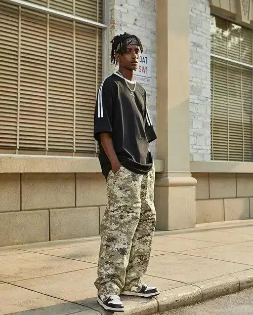 VIBE camo pattern y2k hiphop pants Size US 32 / EU 48 - 3 Thumbnail