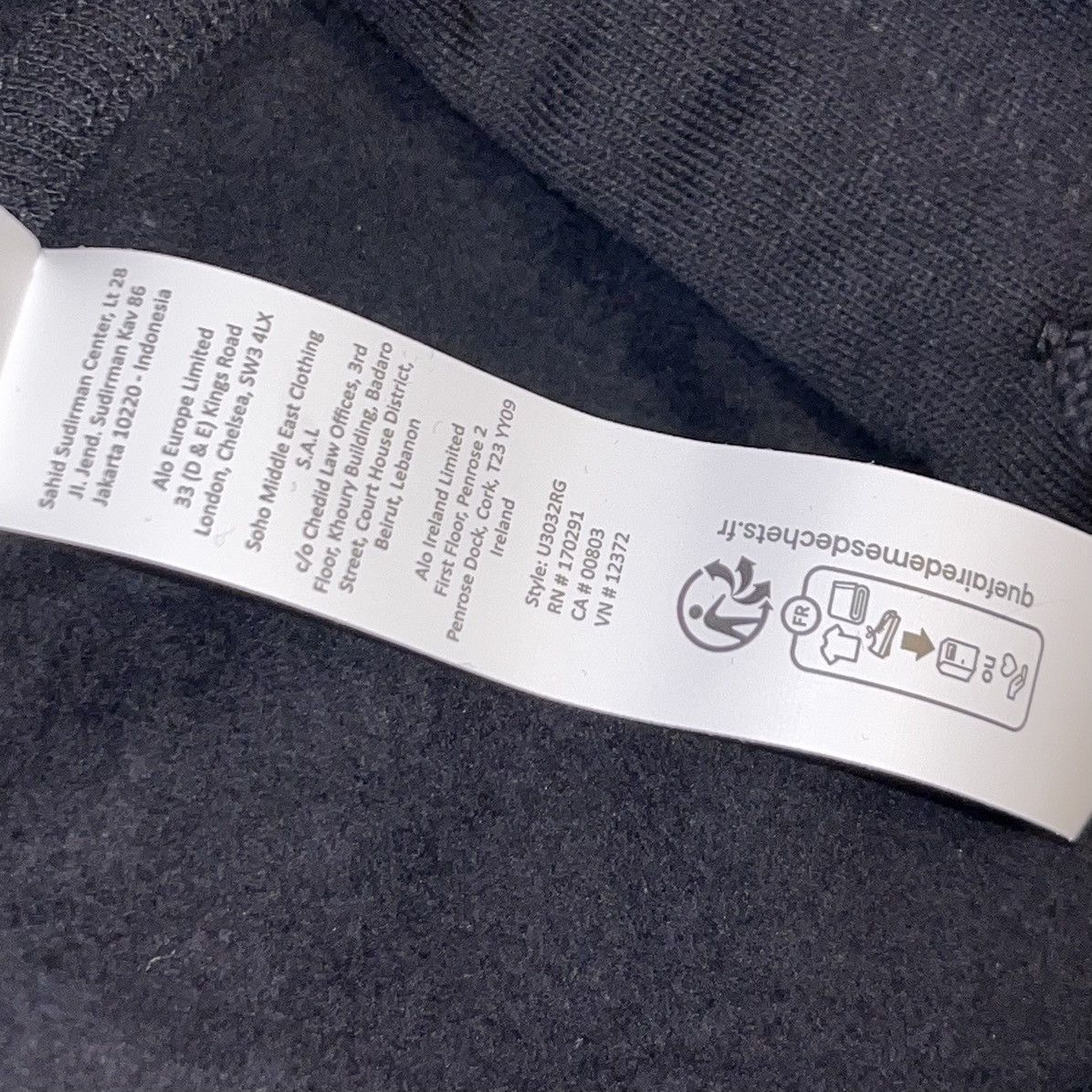 Alo Alo Yoga Accolade Hoodie Black Pullover Logo NWT Medium Size US M / EU 48-50 / 2 - 9 Thumbnail