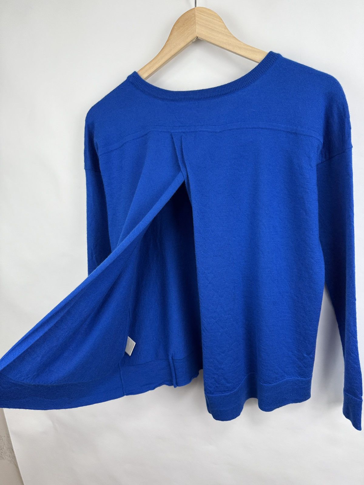 Hermes 🇮🇹 Hermes Paris 100% Cashmere Sweater with Back Slit Italy Size XS / US 0-2 / IT 36-38 - 9 Thumbnail