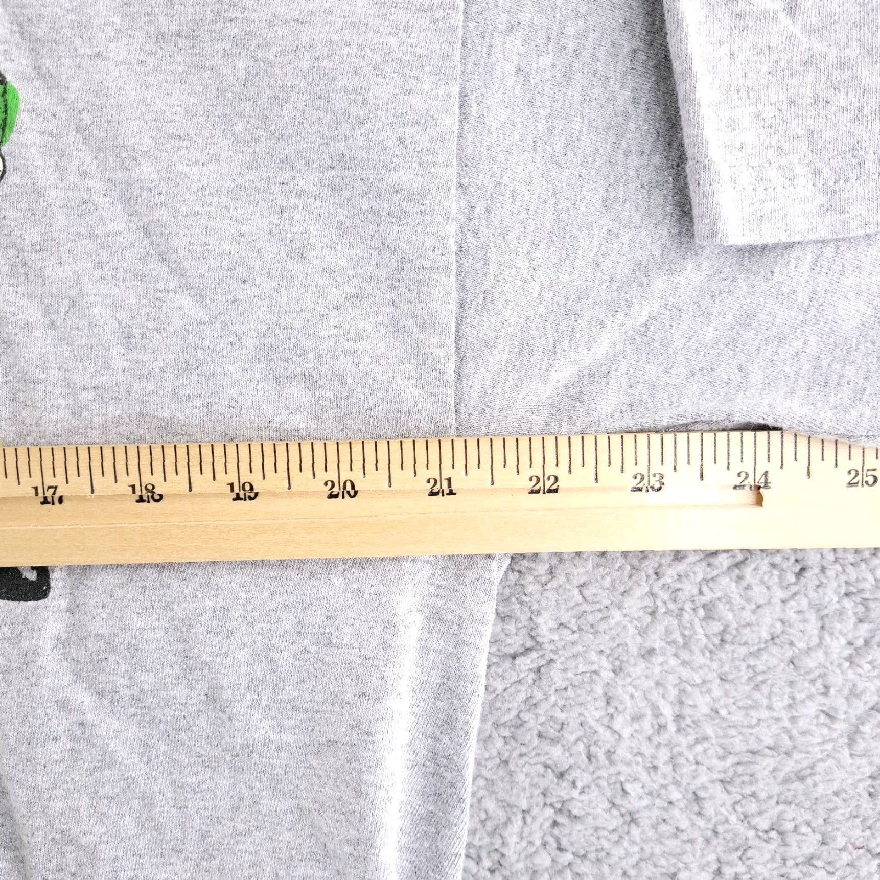 Ripple Junction Elf Shirt Men's XL Gray Crewneck Christmas Short Sleeve Ripple Will Ferrell Size US XL / EU 56 / 4 - 7 Thumbnail