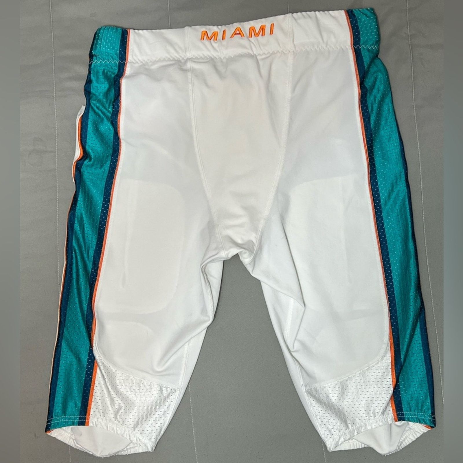 Nike MIAMI DOLPHINS TEAM ISSUED/GAME USED WHITE NIKE PANTS 2014 Size US 34 / EU 50 - 1 Thumbnail