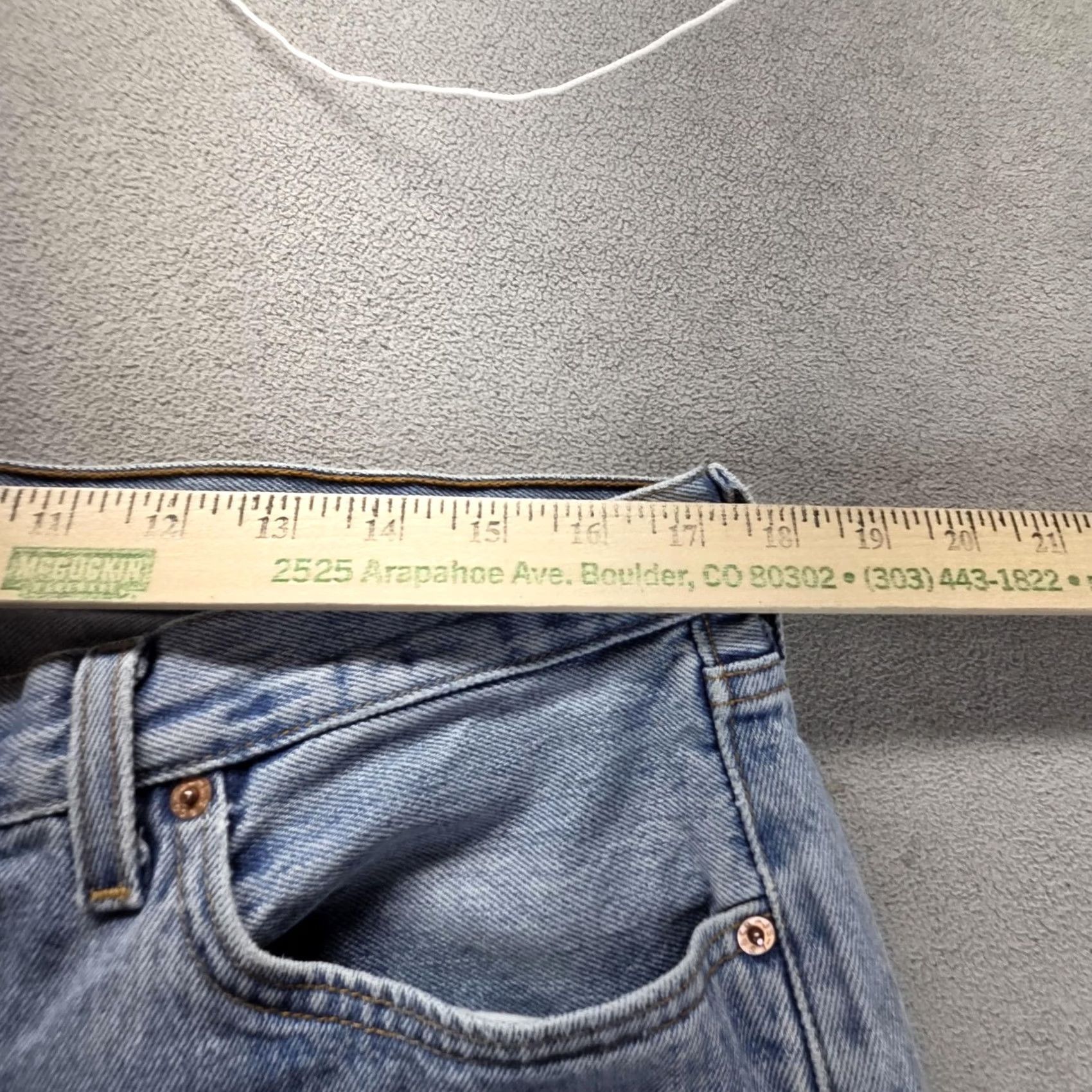 Levi's Item Specifications: Brand: Nike Size US 34 / EU 50 - 3 Thumbnail