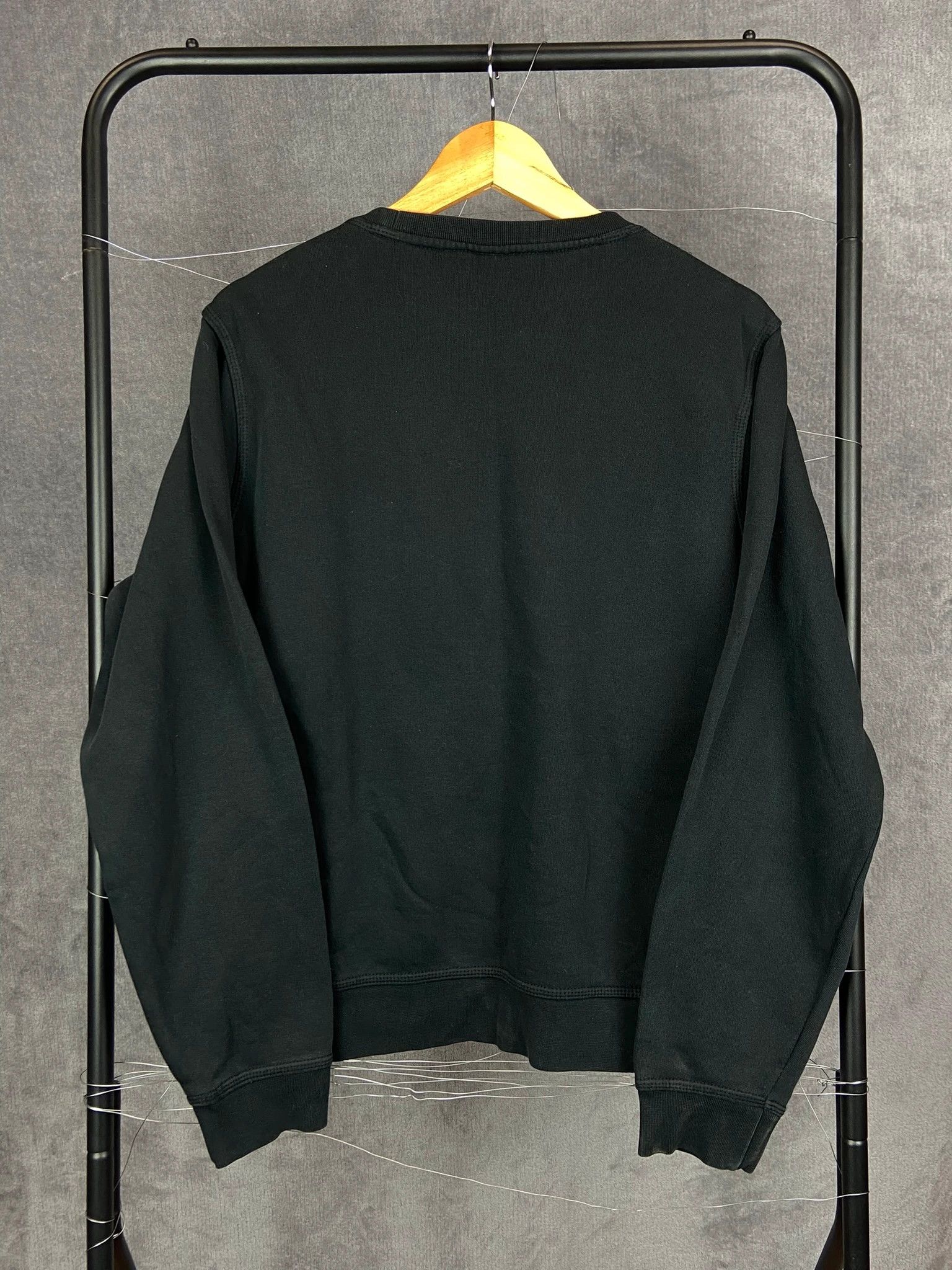 Nike Nike Black Sweatshirt M Vintage Streetwear Size US M / EU 48-50 / 2 - 4 Thumbnail