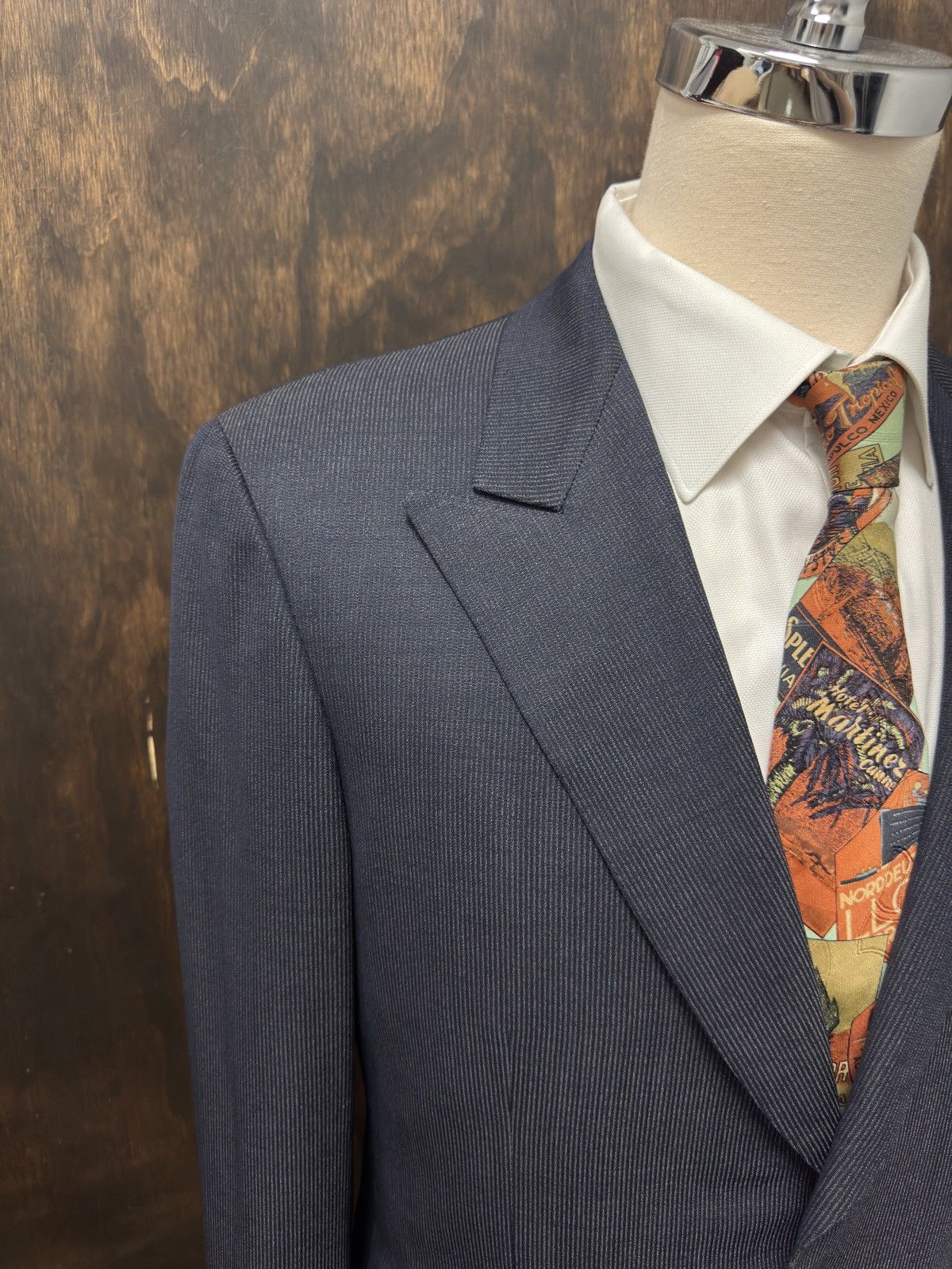 Brioni Brioni Made in Italy Vintage Peak Lapel Silk Jacket 40 R Size 40R - 4 Thumbnail