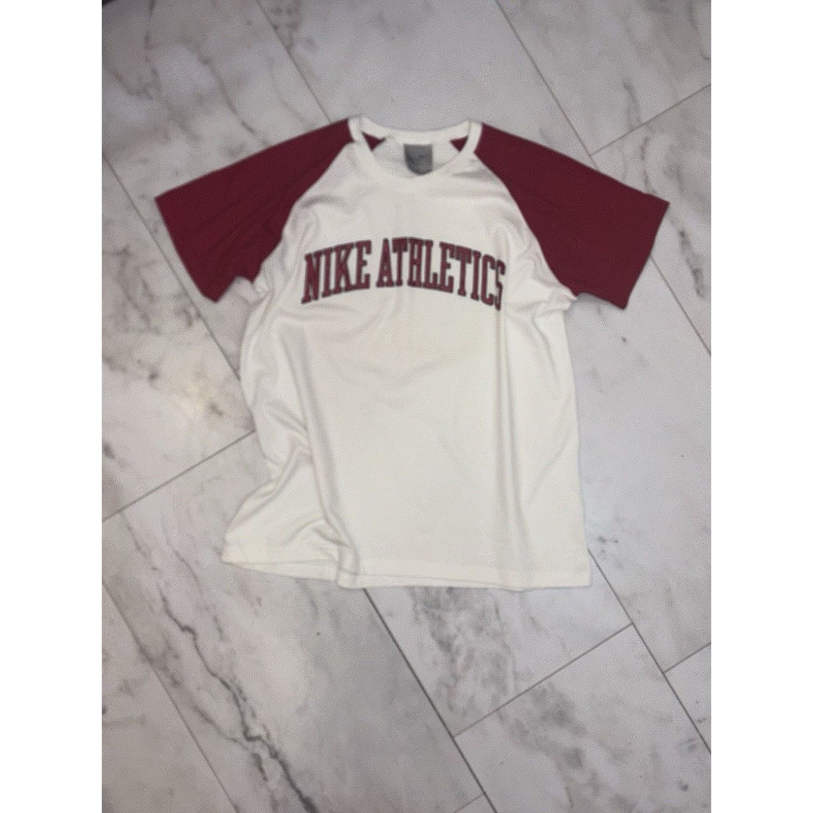 Nike Vintage Y2K Nike Tee Rubber Lettering 2000s T-Shirt Unisex Size US XL / EU 56 / 4 - 2 Thumbnail