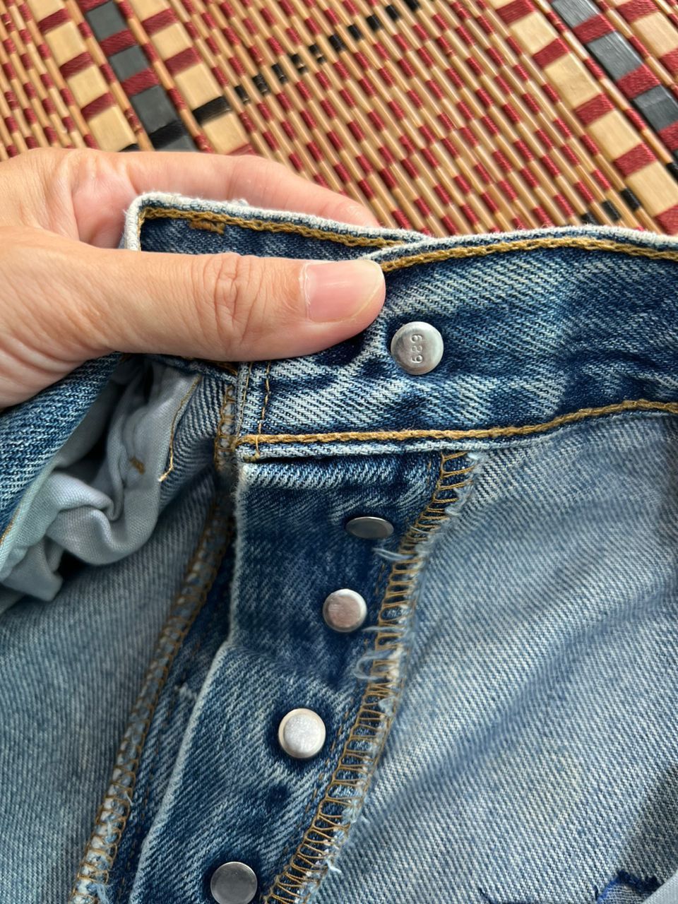Levi's × Vintage Vintage Levis 501 Repaired Work Size US 31 - 18 Thumbnail