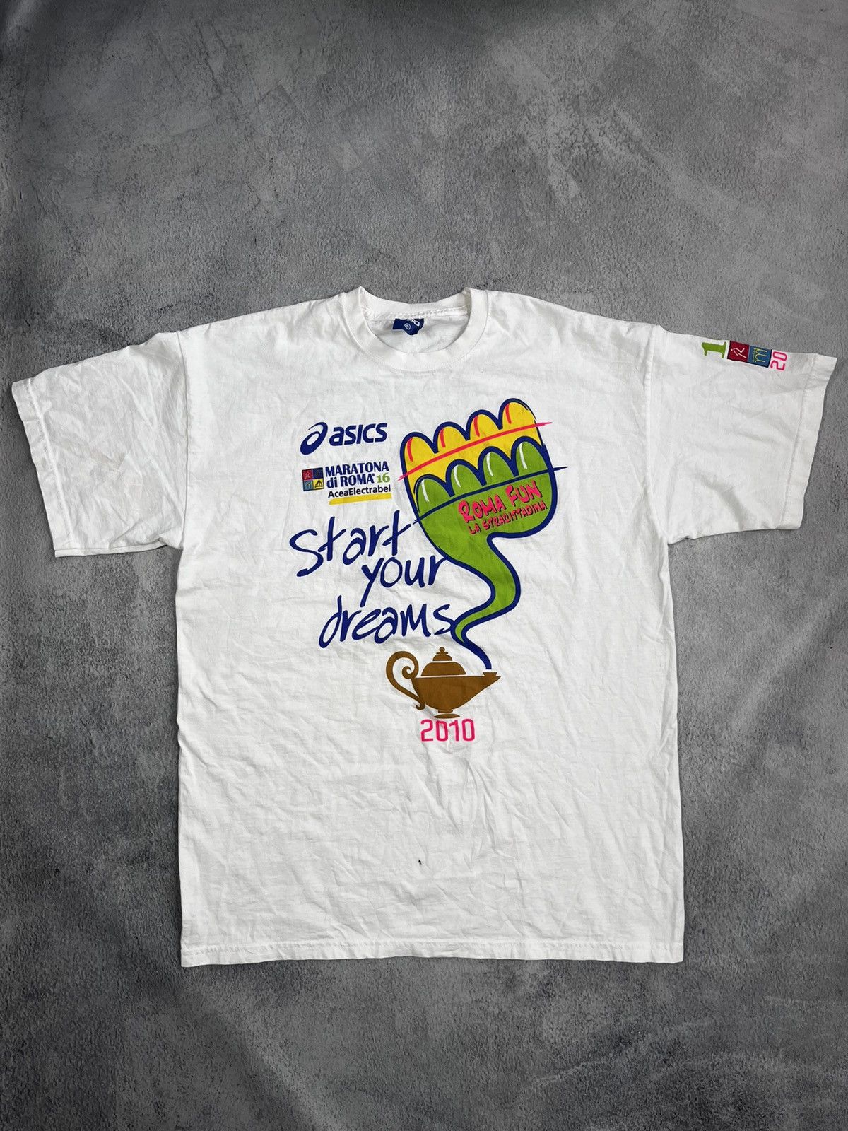 Asics × Vintage Vintage Y2K ASICS 2010 Roma marathon big logo tee XL Size US XL / EU 56 / 4 - 1 Thumbnail