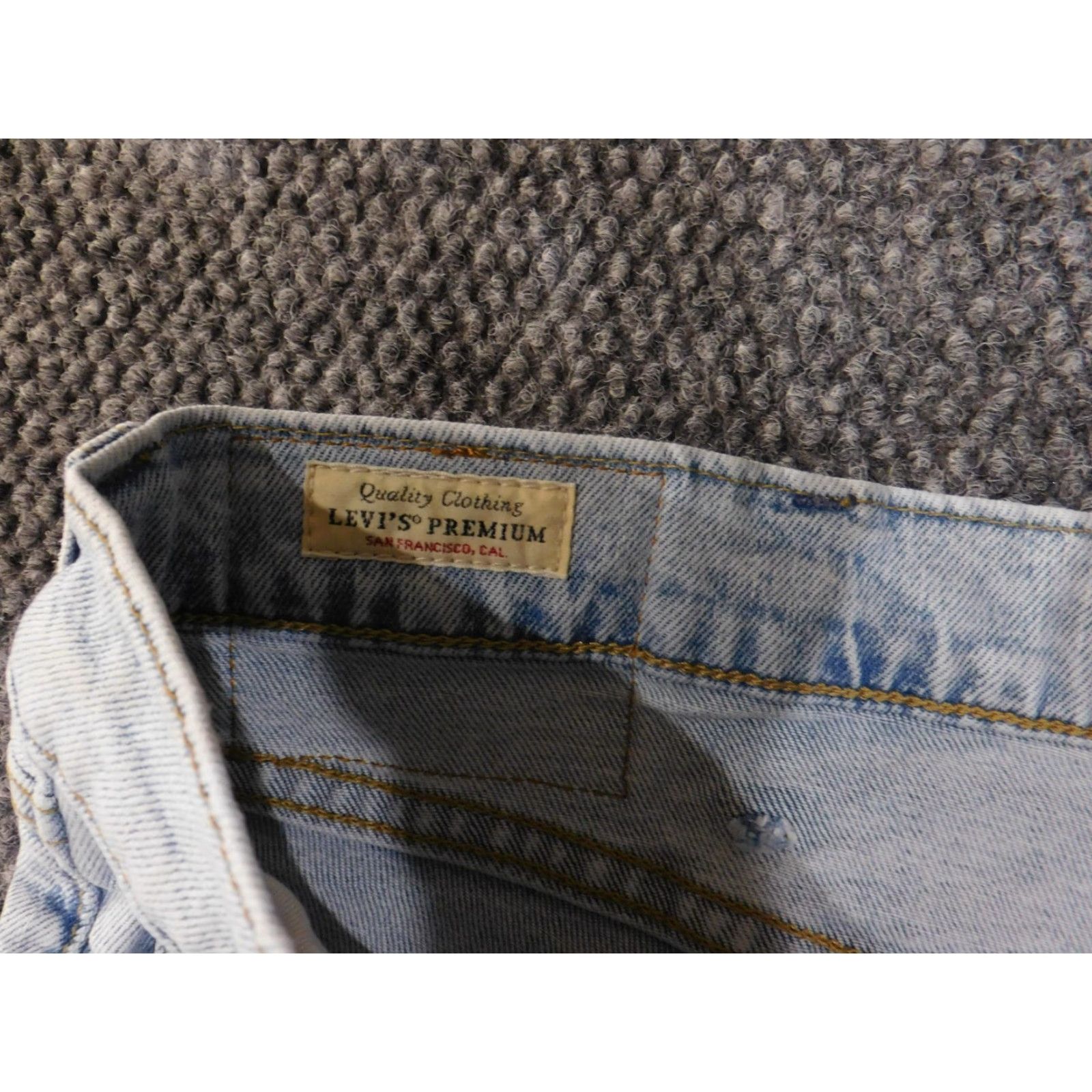 Levi's VINTAGE? No. Levi's 541 Jeans Mens 40x30 Light Blue Athletic Fit Stretch Denim Pants Waterless Size US 40 / EU 56 - 4 Thumbnail