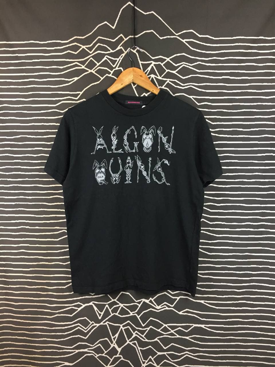 Japanese Brand Algonquins Japan Skull Bunny Bone Font Gothic Punk Tee Size US M / EU 48-50 / 2 - 2 Thumbnail