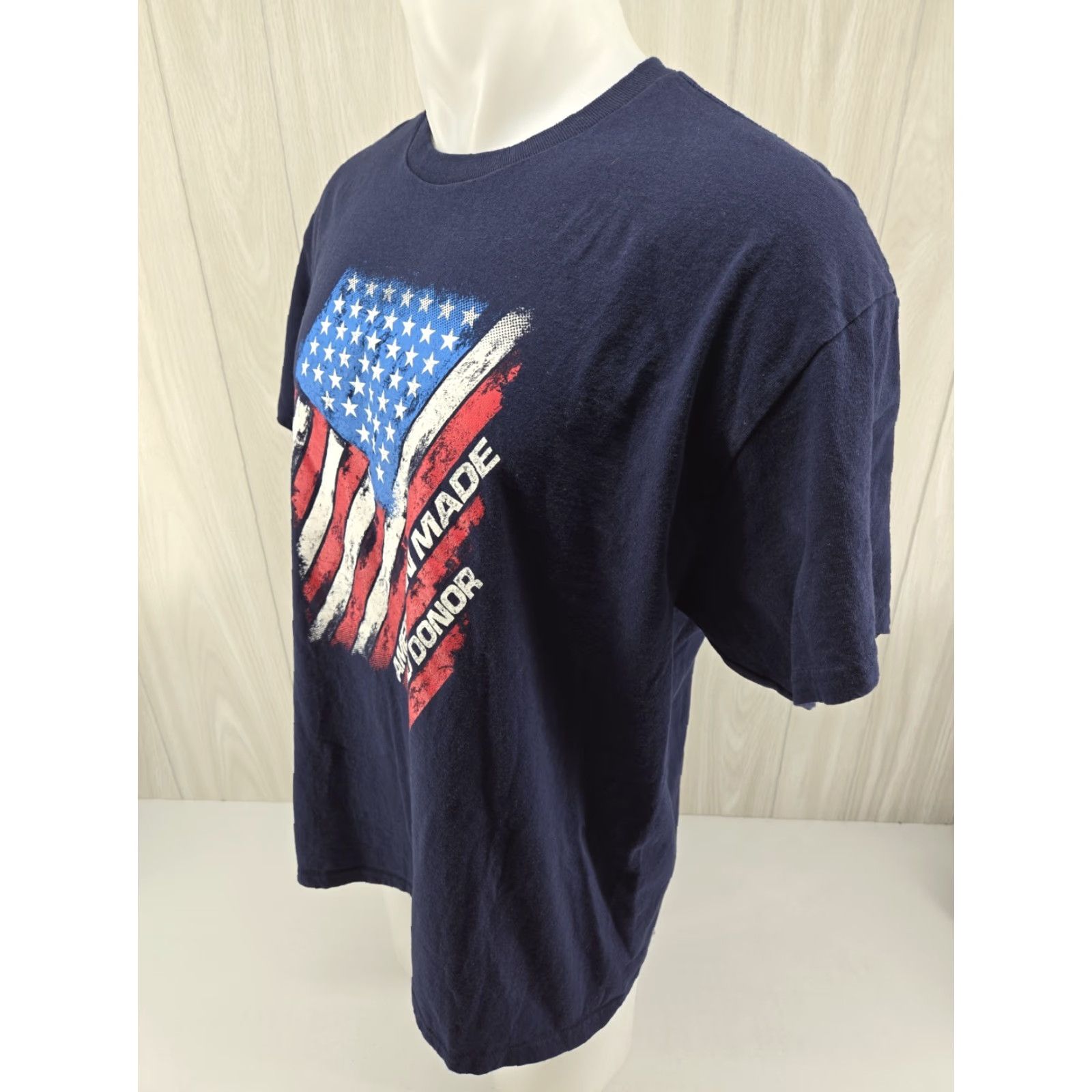 Gildan Lifesouth Blood Donor American Flag Graphic T Shirt XL Blue Size US XL / EU 56 / 4 - 5 Thumbnail