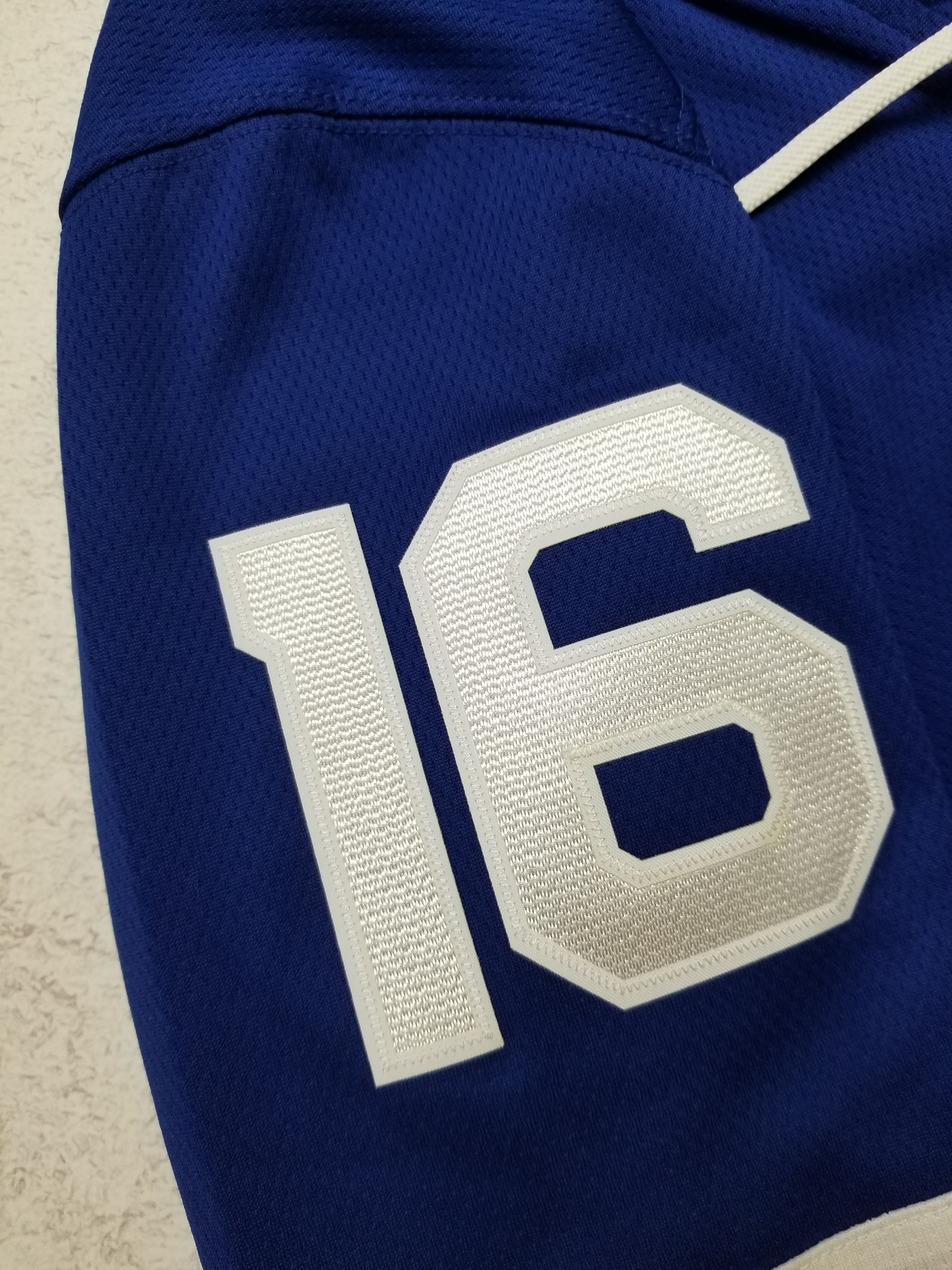 Other Toronto Maple Leafs Mitch Marner Fanatics Royal NHL Jersey Size M / US 6-8 / IT 42-44 - 10 Thumbnail