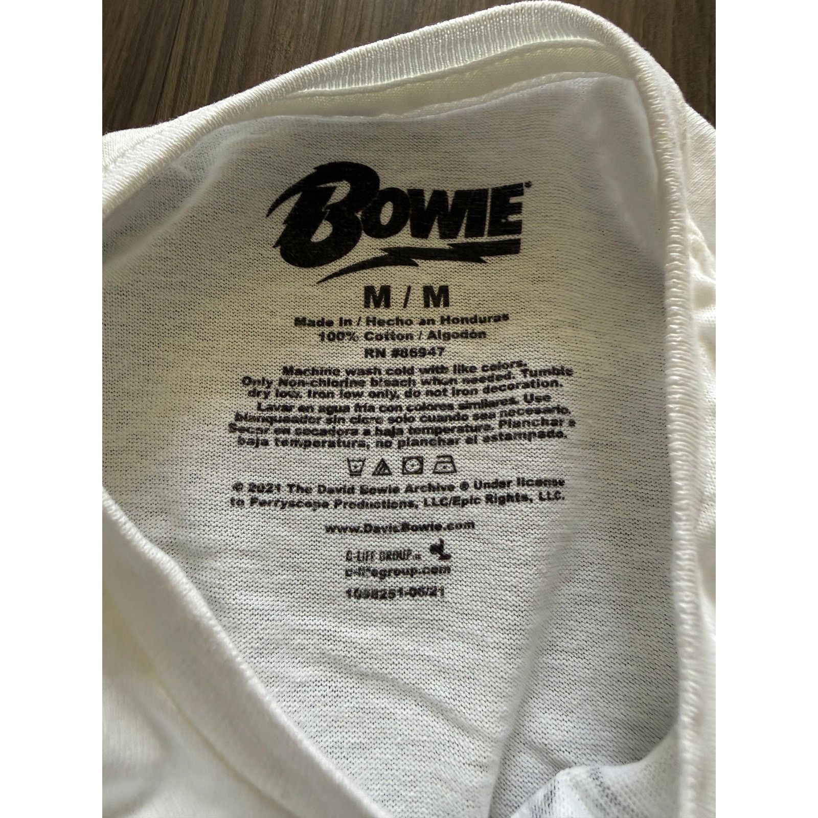 Other David Bowie Flame Graphic Tee White NWT Medium Size US M / EU 48-50 / 2 - 3 Thumbnail