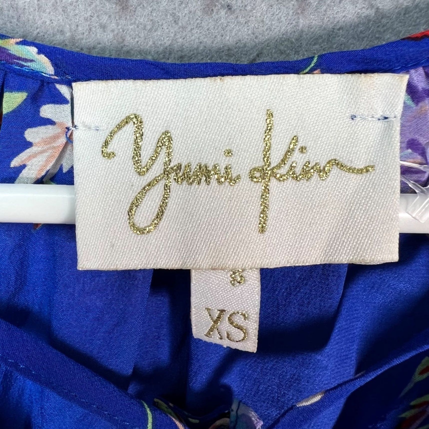 Vintage Yumi Kim Blouse Silk Blue Floral 3/4 Sleeve Keyhole XS Adult Womens Size XS / US 0-2 / IT 36-38 - 3 Thumbnail
