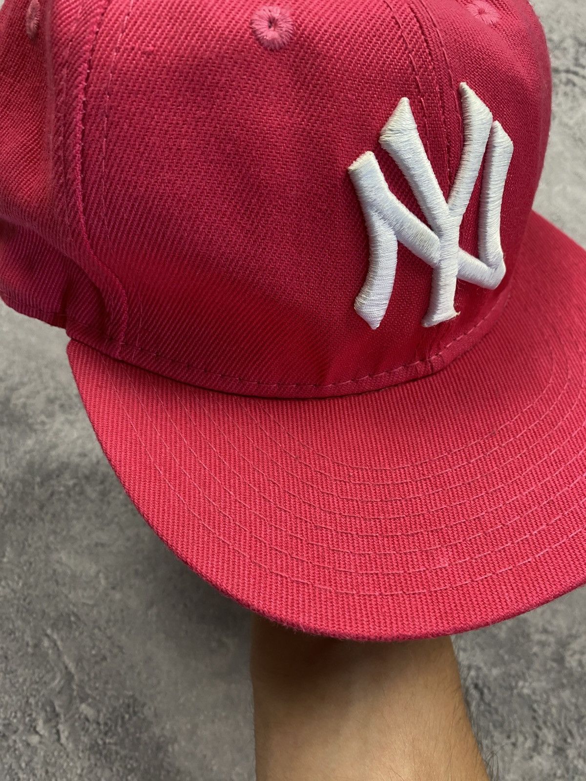 New York Yankees Vintage New York Yankees Cap Pink MLB Baseball Hat Y2K 90s Size ONE SIZE - 5 Thumbnail