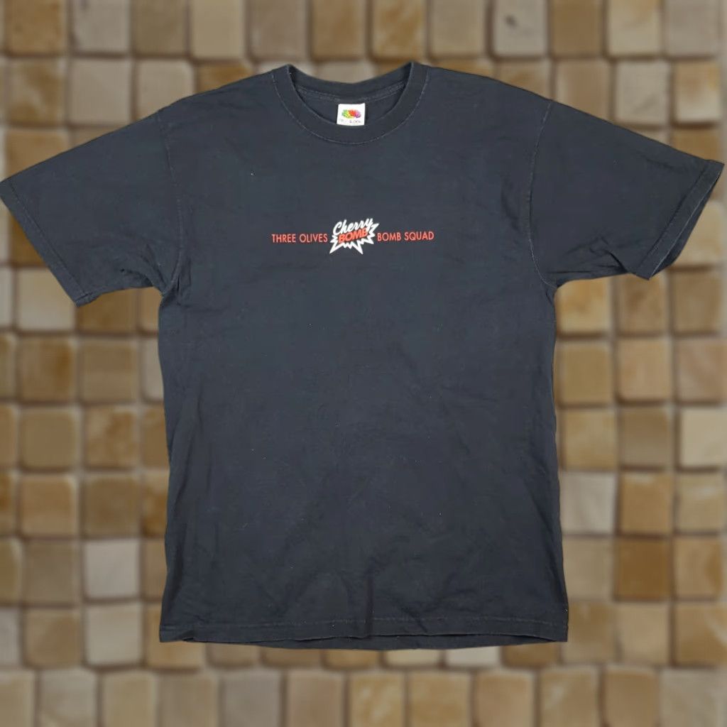 Fruit Of The Loom VINTAGE Cherry Bomb Squad Men's Size Small Shirt Firework 4th Of July Retro Size US S / EU 44-46 / 1 - 1 Thumbnail