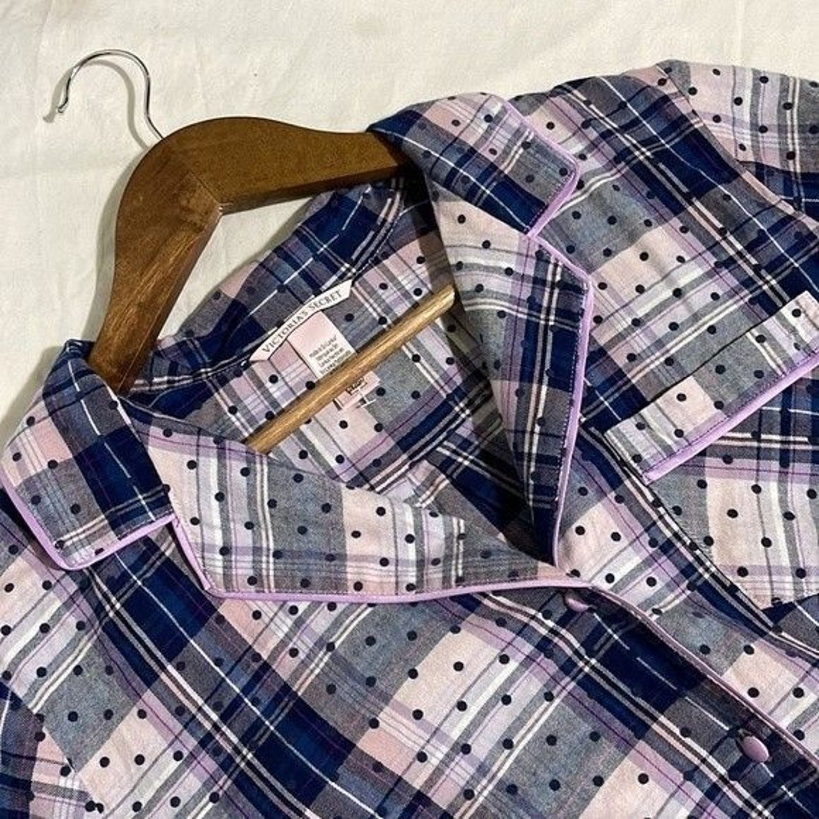 Victoria's Secret Victoria's Secret NightShirt Womens Small Plaid Button Front Size ONE SIZE - 9 Thumbnail