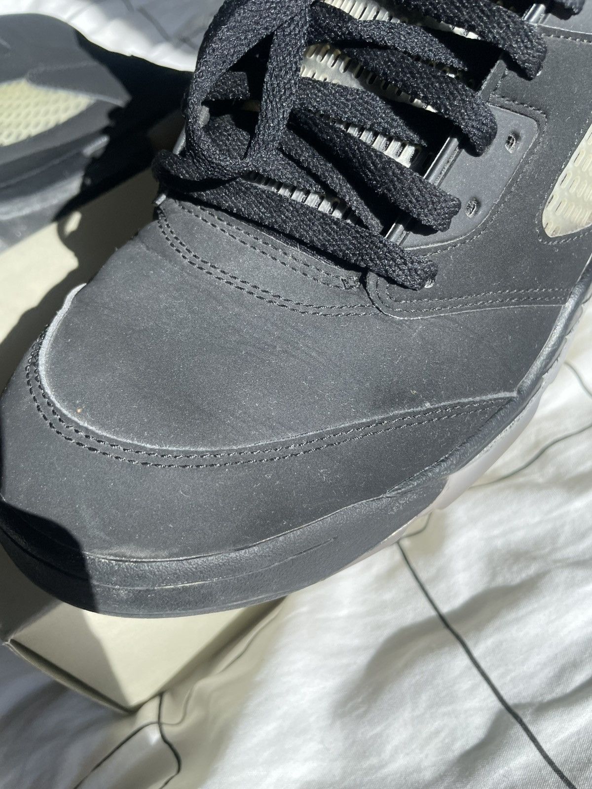 Jordan Brand Jordan 5 Black Metallic 2016 Size US 12 / EU 45 - 6 Thumbnail