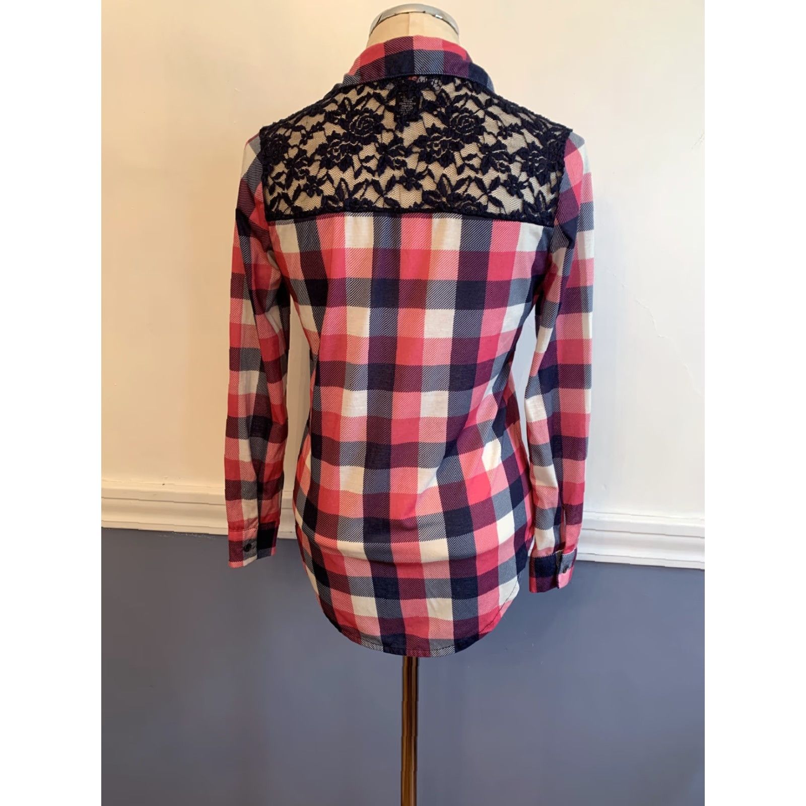 Vintage VINTAGE Polly & Esther Junior Women's Casual Plaid Button-Down Lace Back Shirt Image: Pink Size S / US 4 / IT 40 - 4 Thumbnail