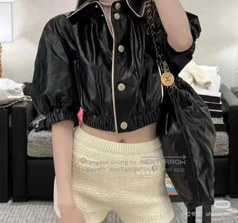 Chanel Chanel 22s black puff sleeve shiny short leather jacket Size XS / US 0-2 / IT 36-38 - 9 Thumbnail