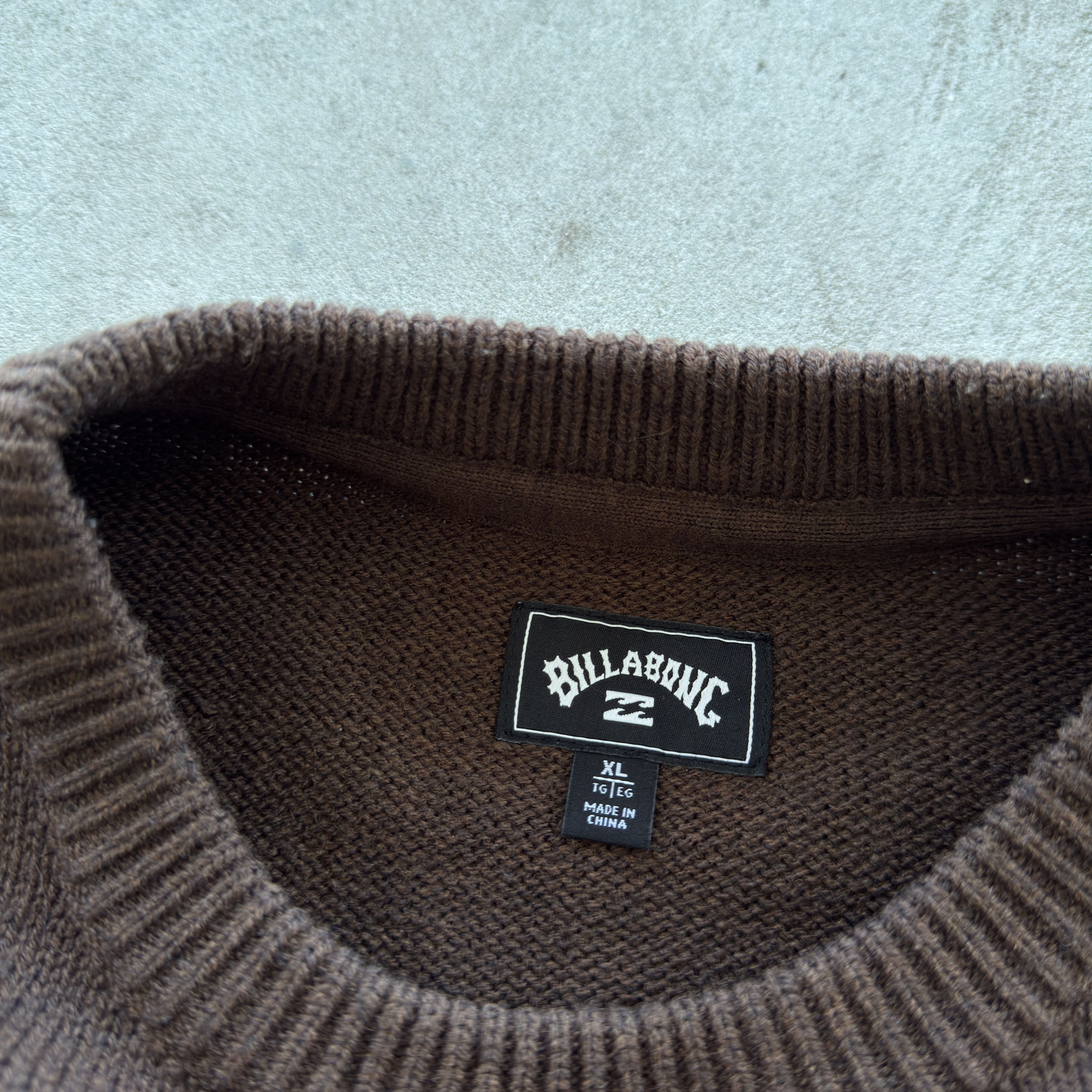 Billabong Billabong Vintage Brown Knit Sweater Spell Out Logo Size XL Size US XL / EU 56 / 4 - 5 Thumbnail