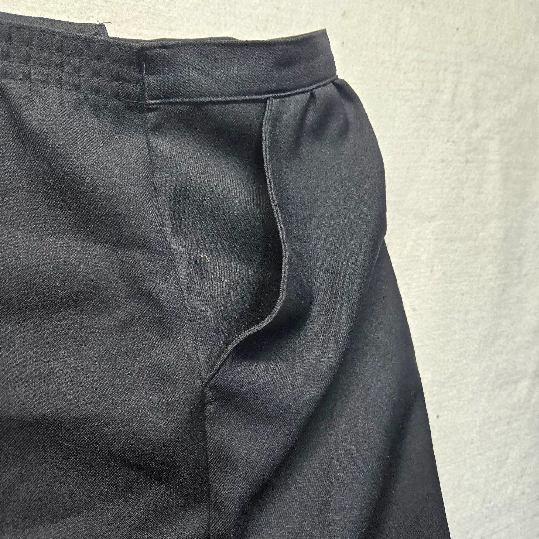 Vintage VINTAGE Donnkenny Skirt Women 12P Petite Adult Knee Length Gray A-Line Pockets 80s Grandmacore Mens? Size 34" / US 12 / IT 48 - 6 Thumbnail