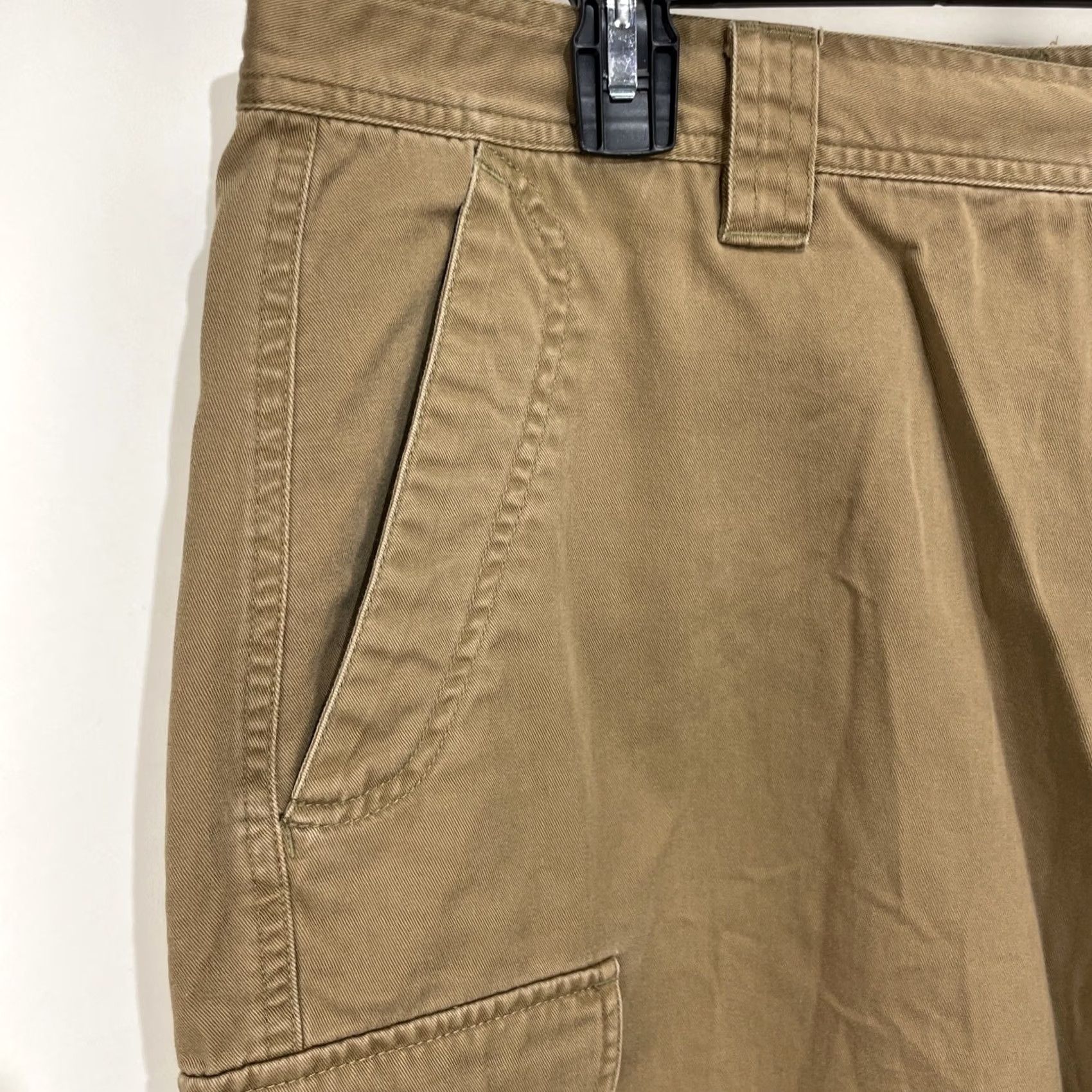 Vintage Columbia Cargo Shorts Mens Size 38 Brown Cotton Canvas 5-Pocket Zip Regular Inseam 8 Cowboy? Size US 38 / EU 54 - 2 Thumbnail